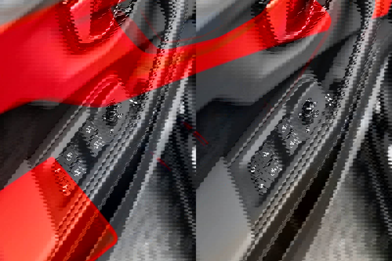 Used 2022 Lamborghini Urus image 24