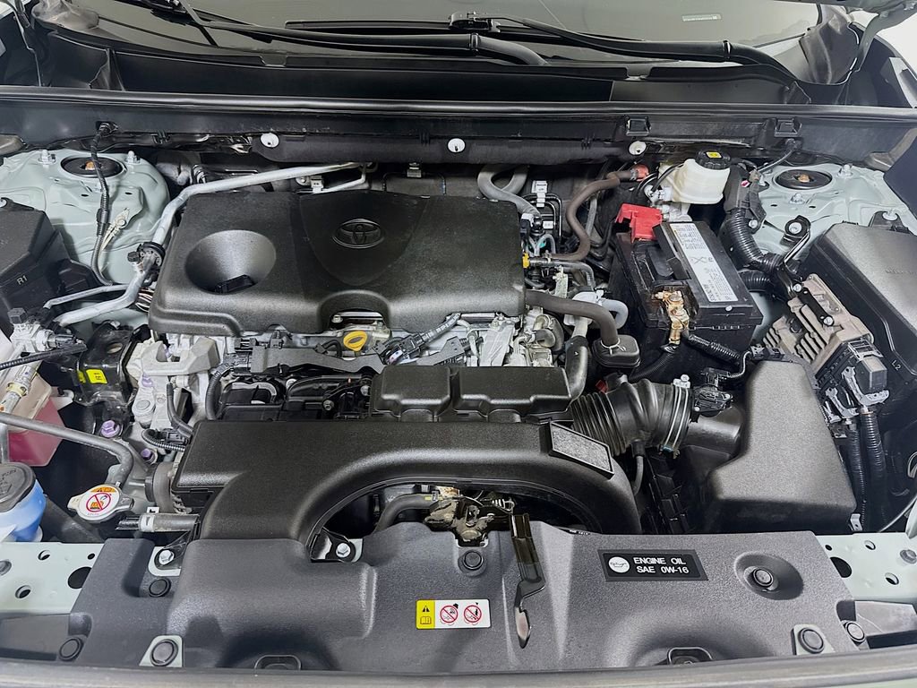 Used 2019 Toyota RAV4 XLE Premium image 29