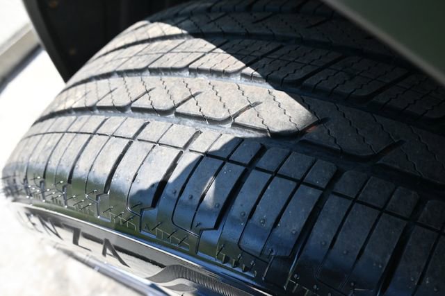 Used 2023 Acura MDX SH-AWD w/ Technology Package image 9