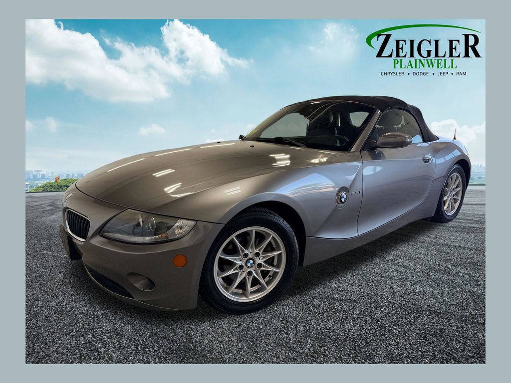 Used 2005 BMW Z4 2.5i RWD image 1