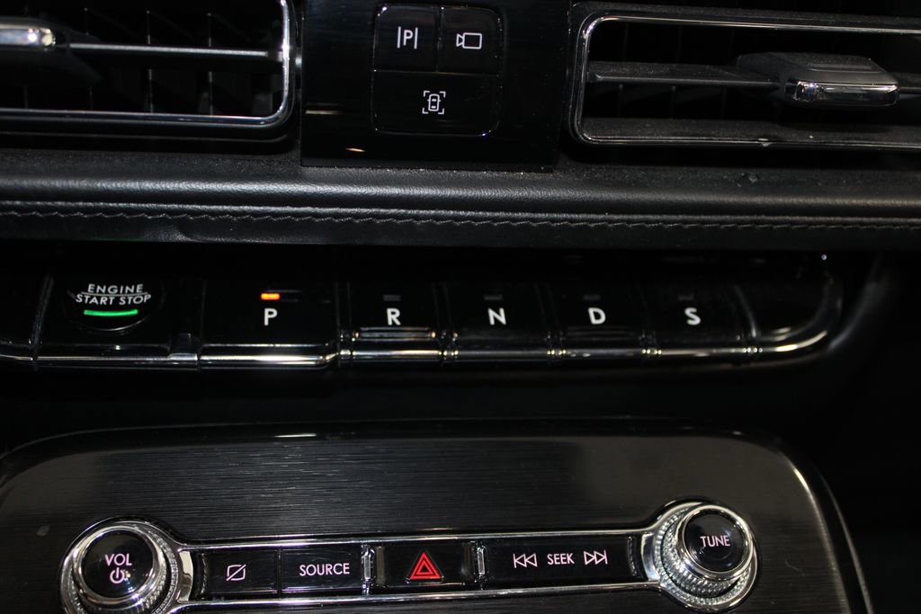 Used 2022 Lincoln Nautilus Reserve image 45