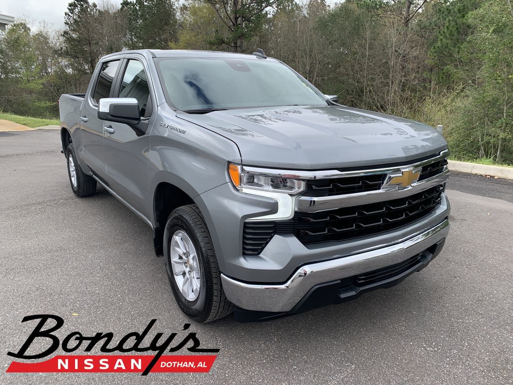 Used 2025 Chevrolet Silverado 1500 LT RWD image 1