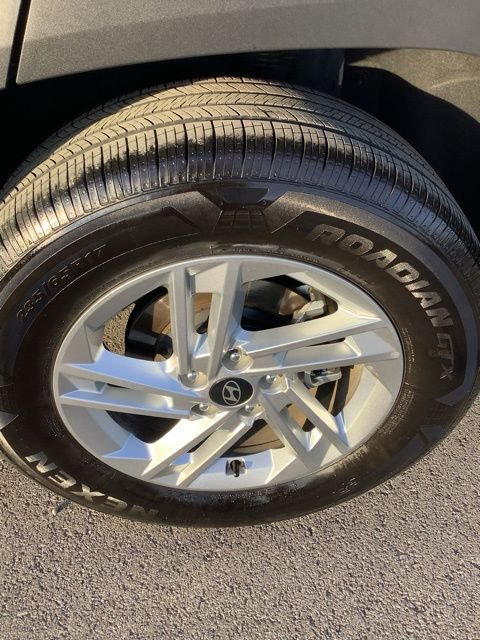 Certified 2025 Hyundai Tucson SE image 34