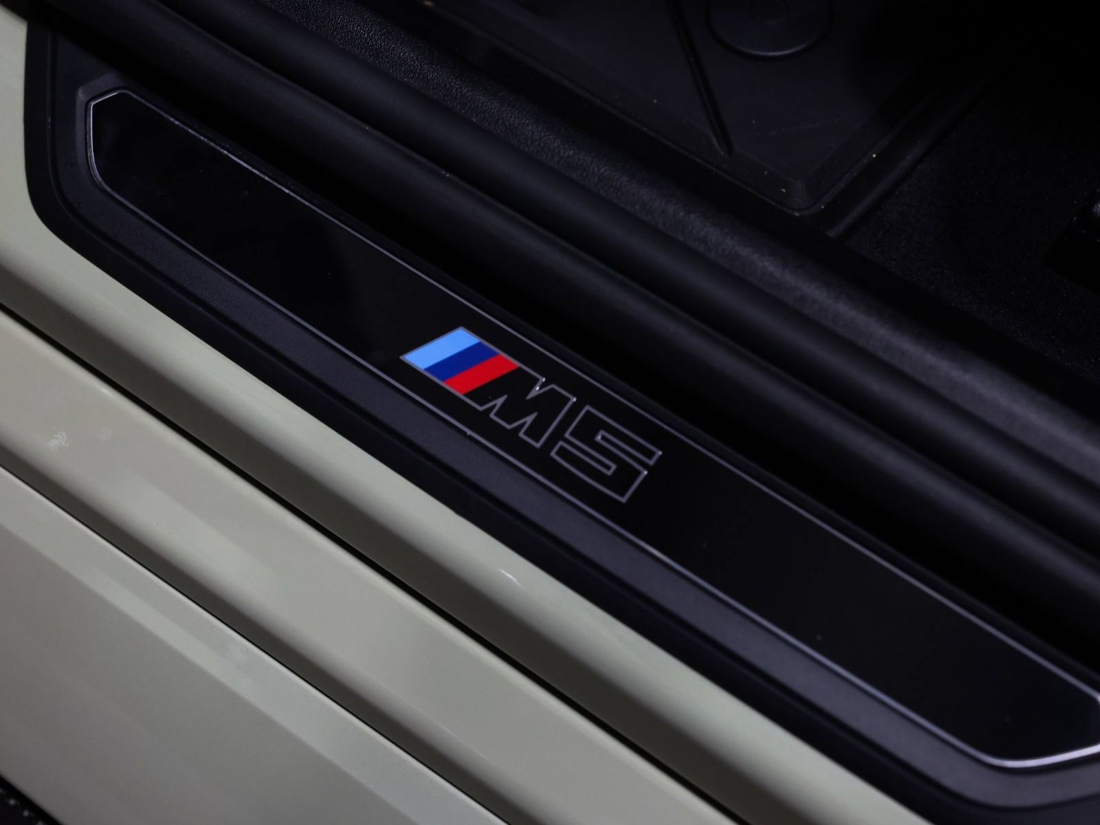 Used 2026 BMW M5 Touring w/ Executive Package AWD/4WD image 33