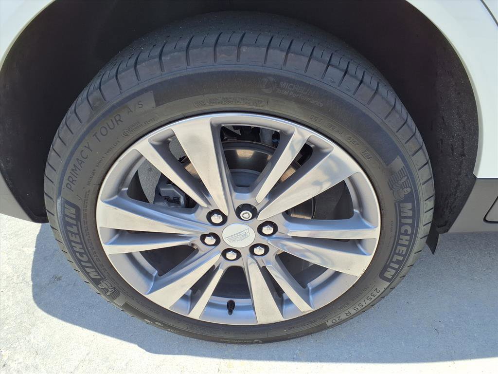 Used 2024 Cadillac XT5 Premium Luxury FWD image 7