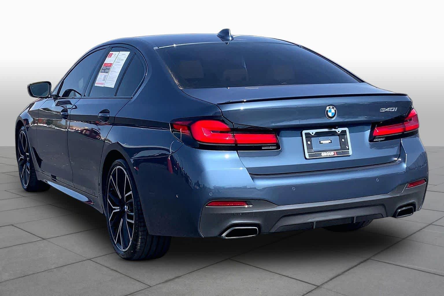 Used 2023 BMW 540i w/ M Sport Package RWD image 12