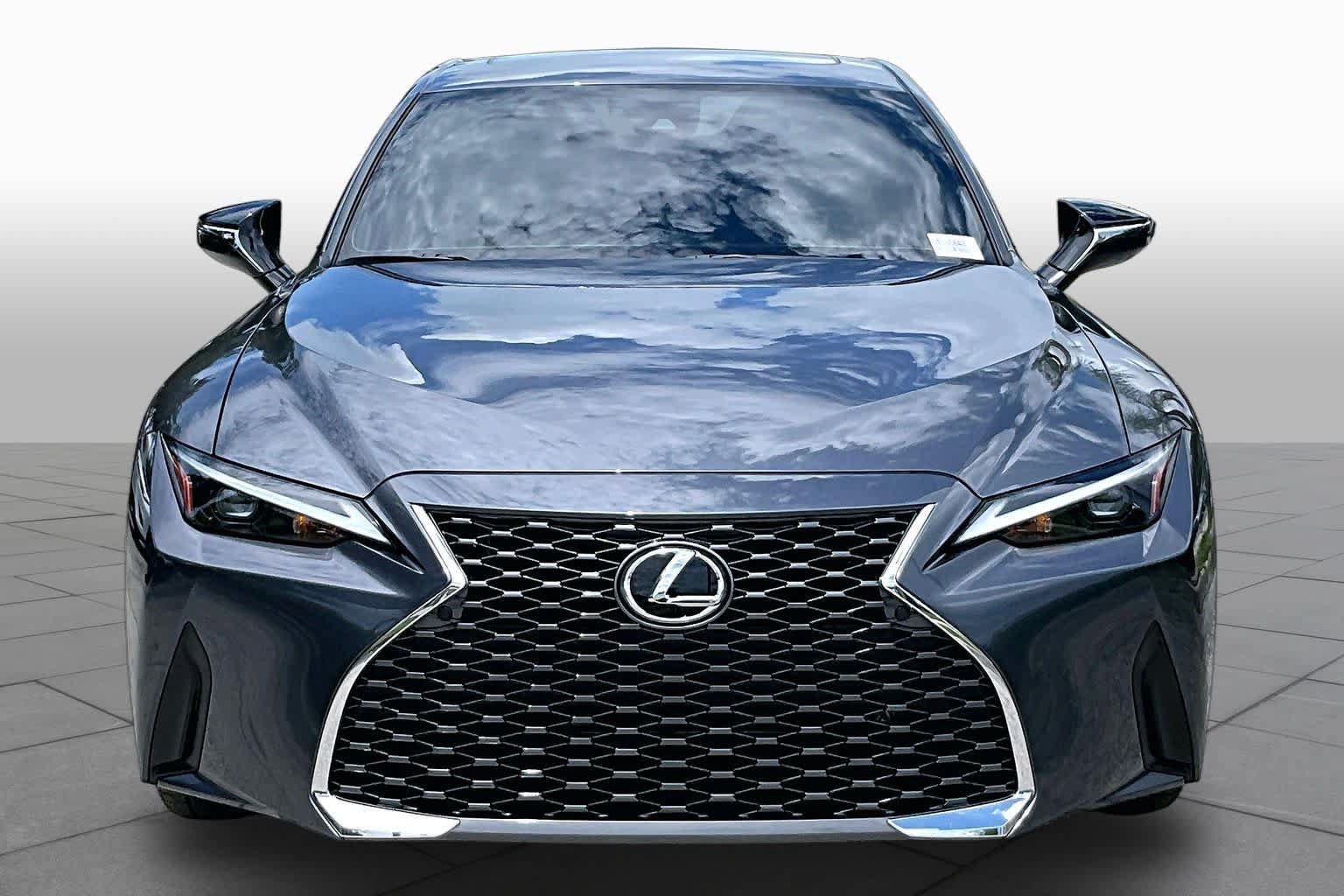 Used 2025 Lexus IS 300 w/ Premium Package RWD image 4