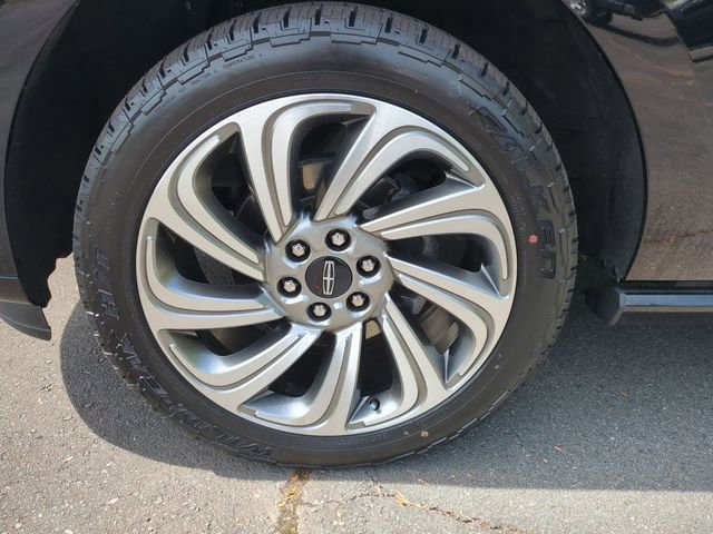 Used 2023 Lincoln Navigator L Reserve image 10