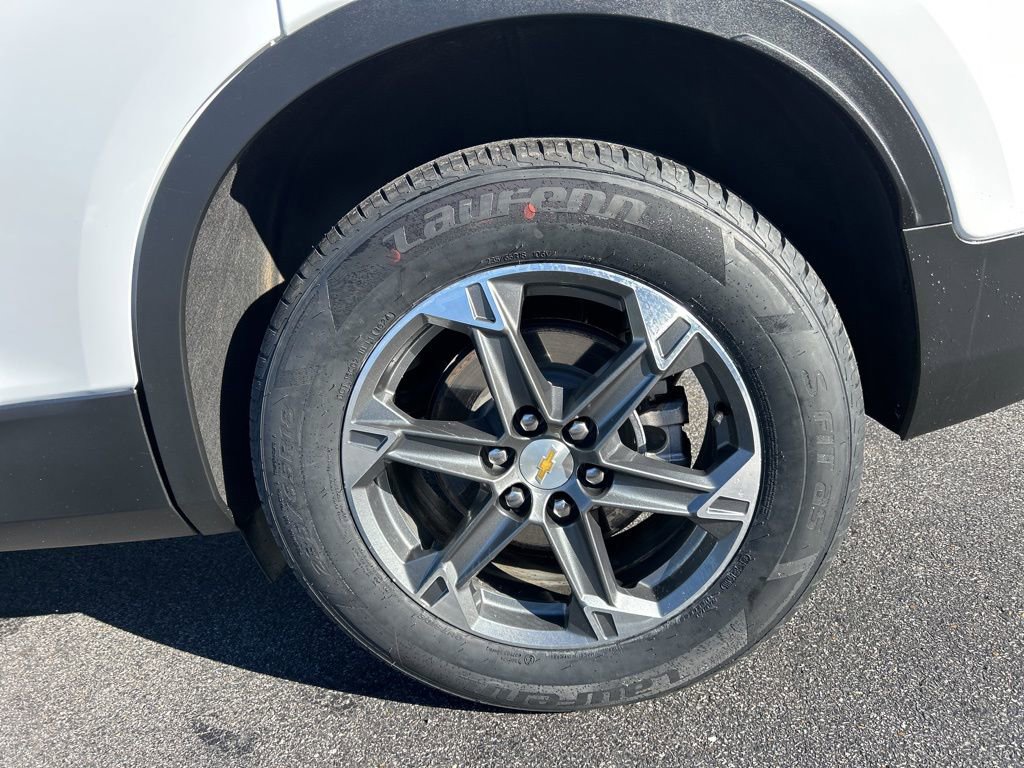 Used 2025 Chevrolet Blazer LT image 34