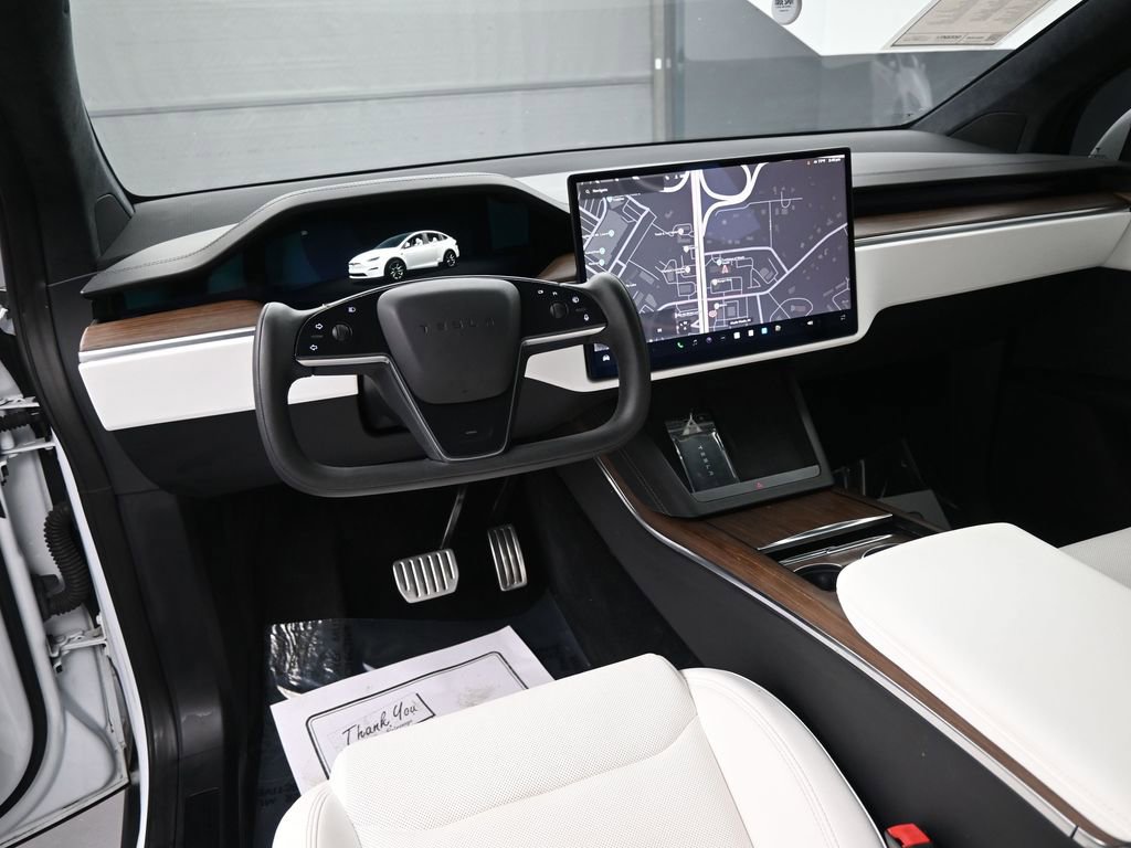 Used 2023 Tesla Model X image 23