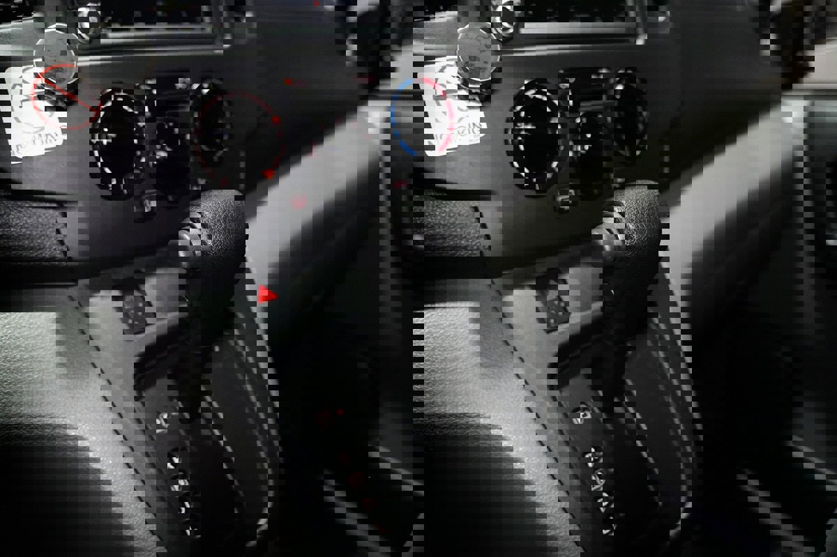 Used 2020 Nissan NV200 SV w/ Back Door Glass Package image 18