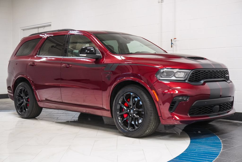 Used 2023 Dodge Durango R/T w/ Tow 'N Go Package AWD/4WD image 5