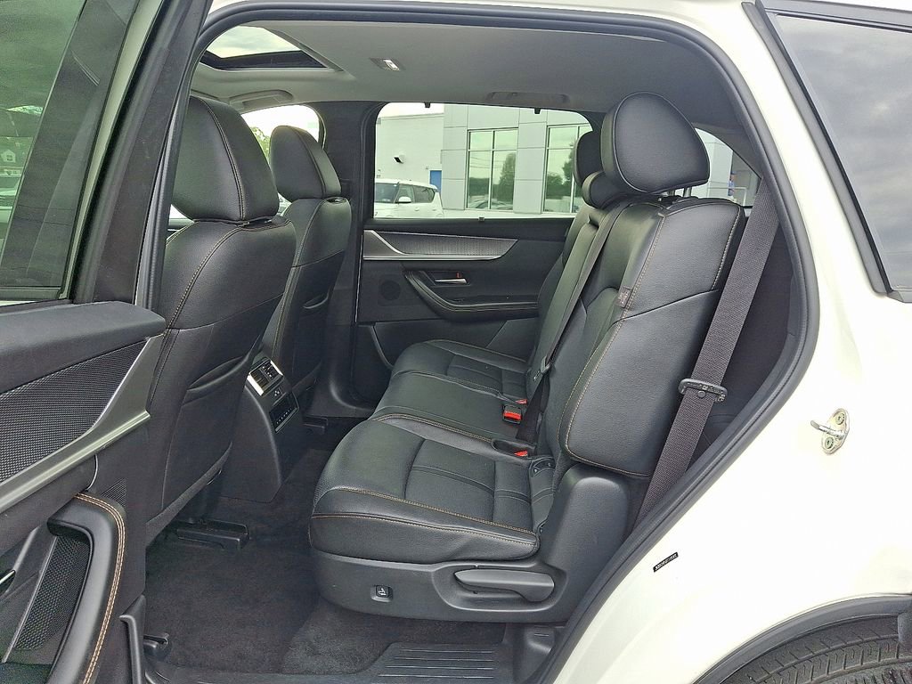 Used 2024 MAZDA CX-90 3.3 Turbo w/ Preferred Plus image 11