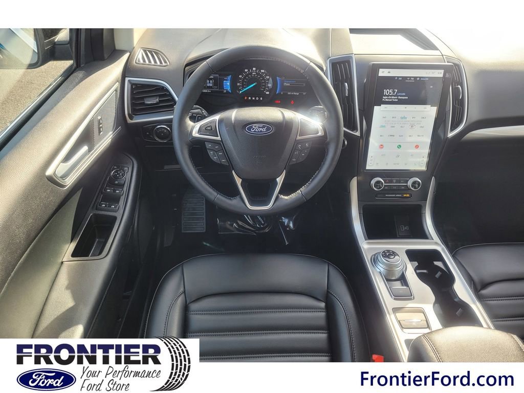 Used 2024 Ford Edge SEL w/ Convenience Package image 9