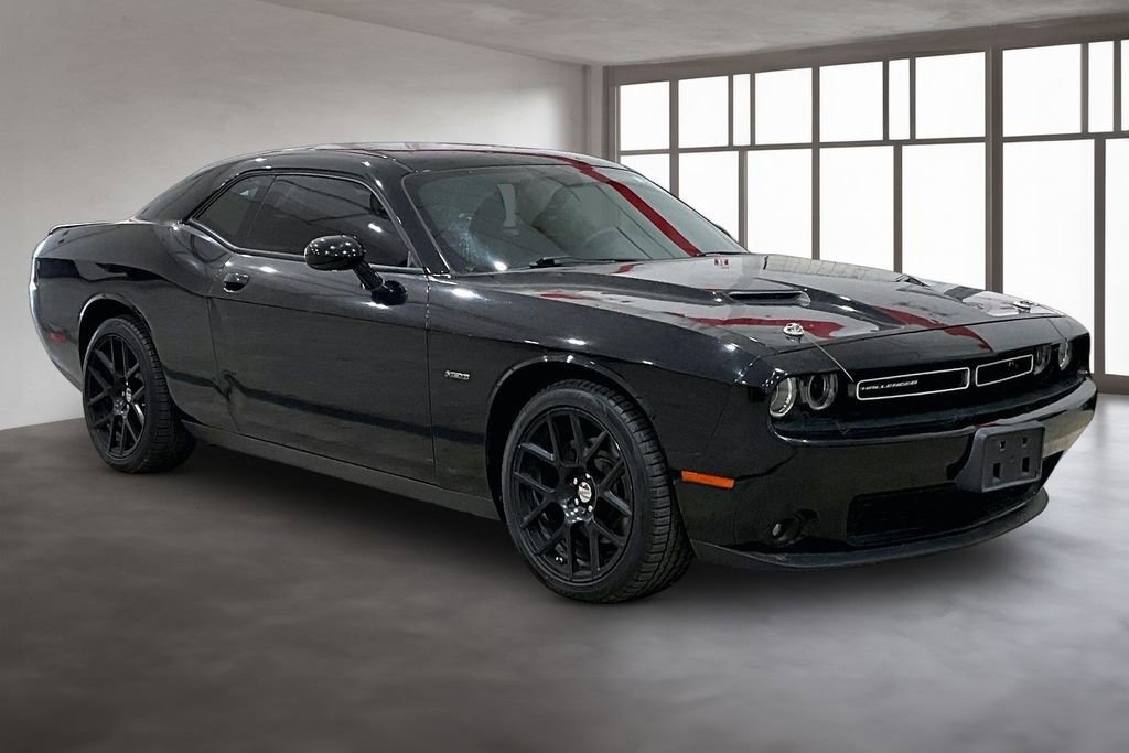 Used 2015 Dodge Challenger R/T w/ Quick Order Package 22B R/T RWD image 12