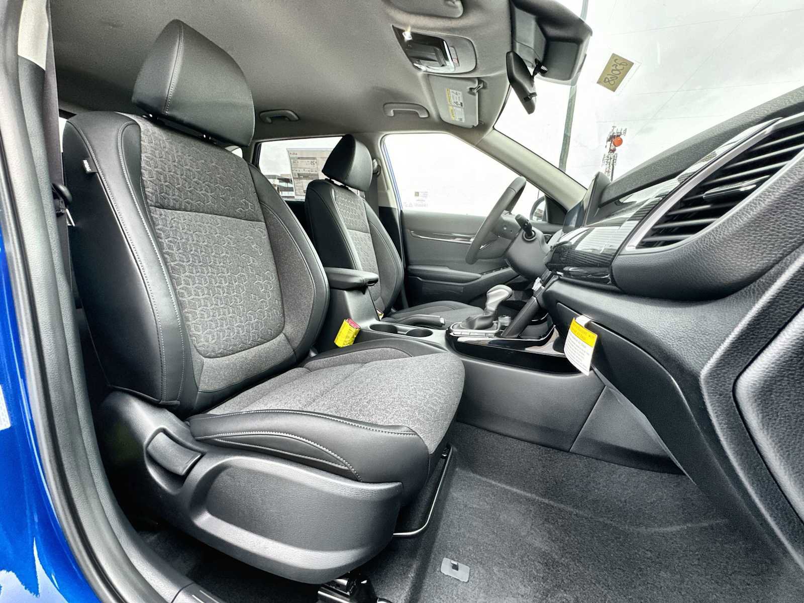 Certified 2025 Kia Seltos X-Line image 26