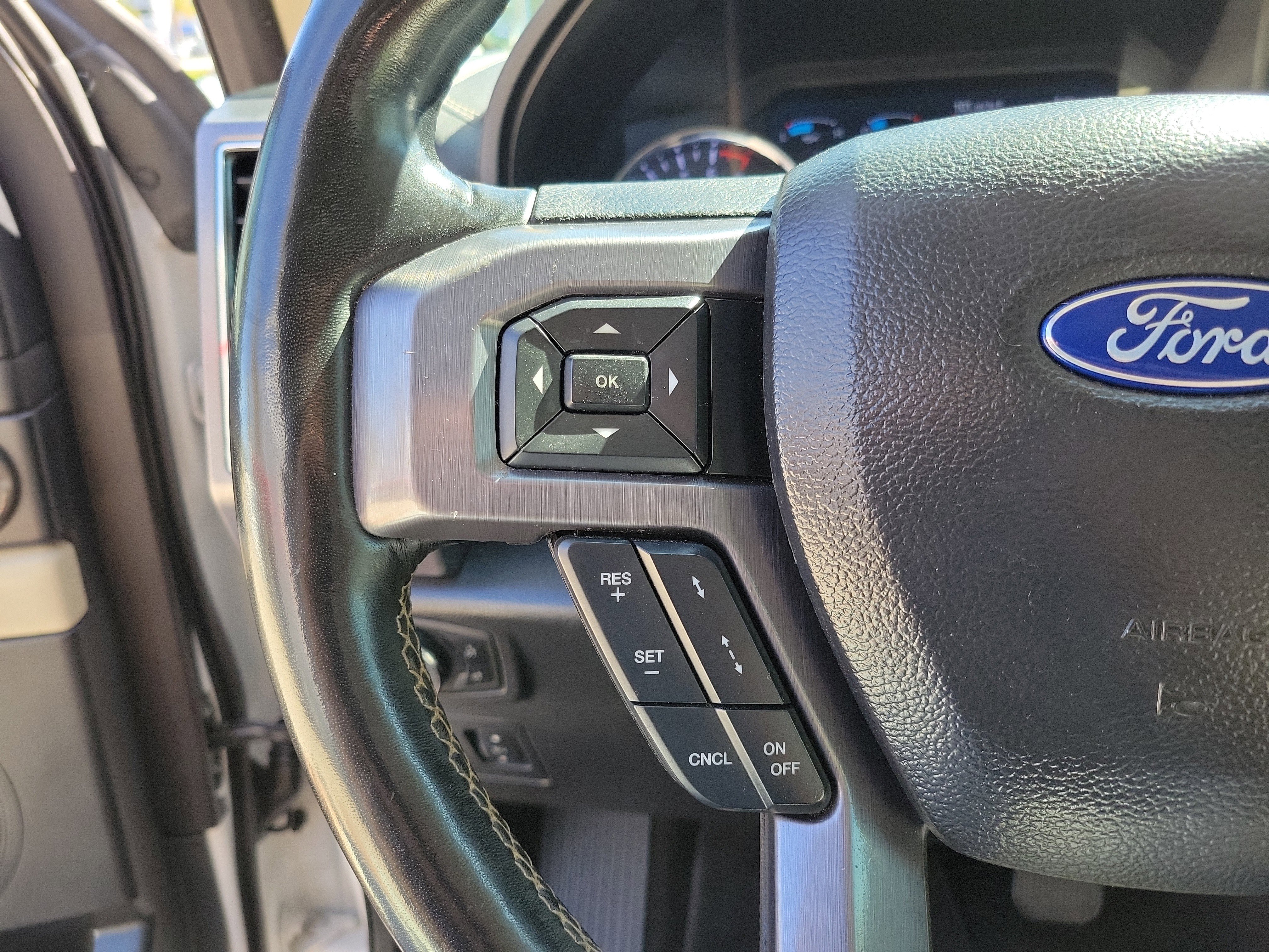 Used 2019 Ford Expedition Platinum RWD image 17