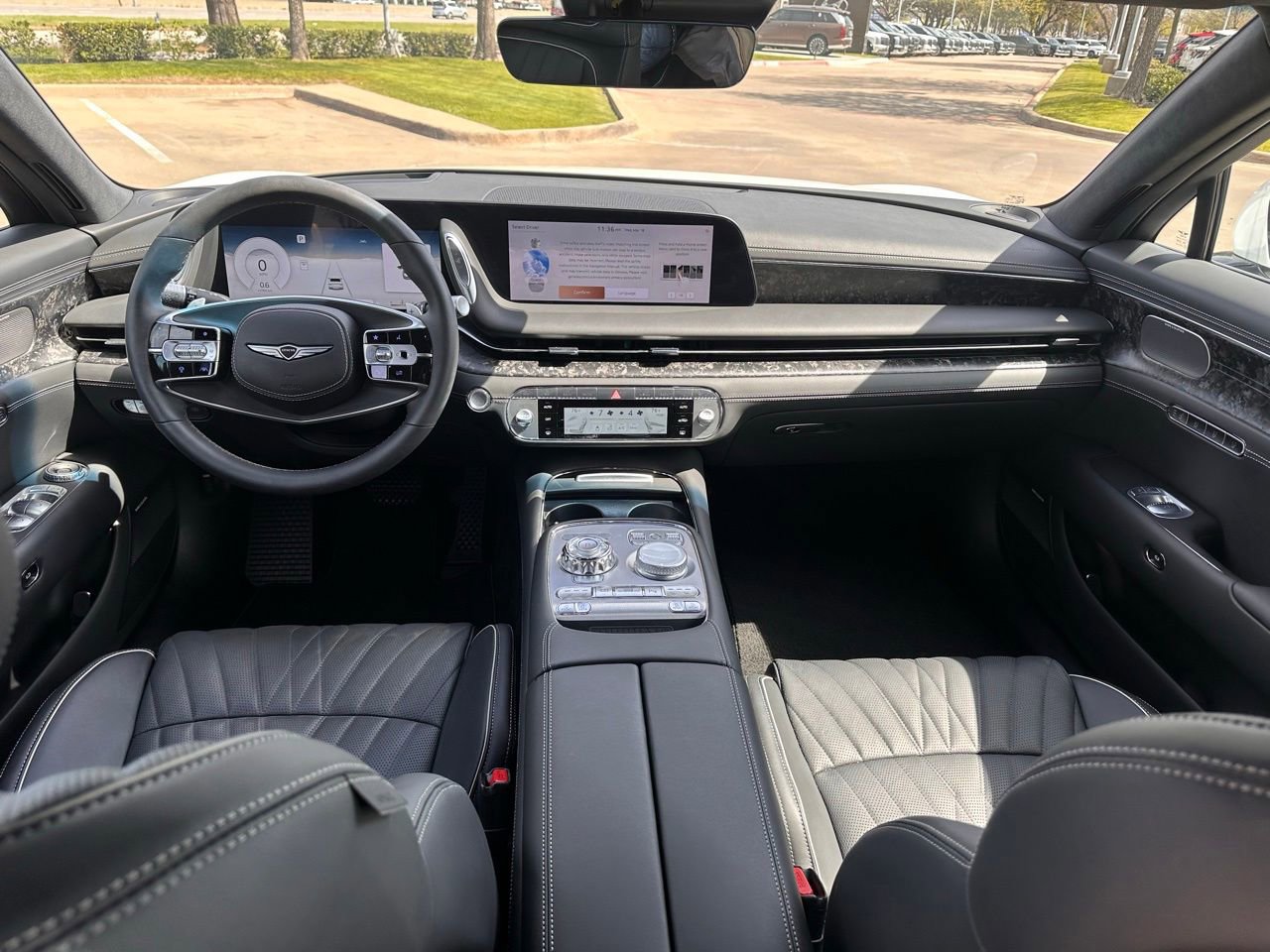 Used 2025 Genesis G90 3.5T image 21