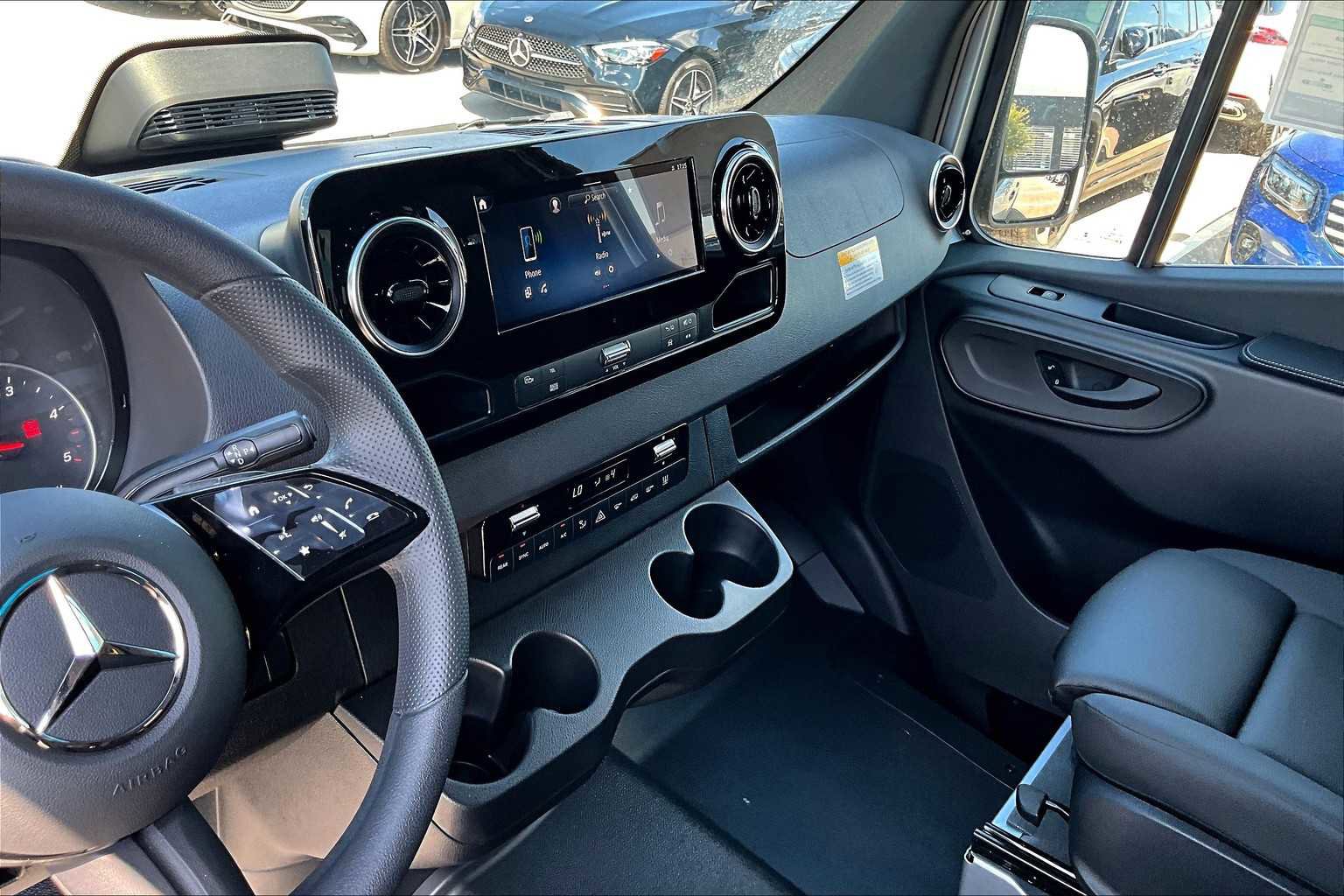 New 2025 Mercedes-Benz Sprinter 2500 image 7