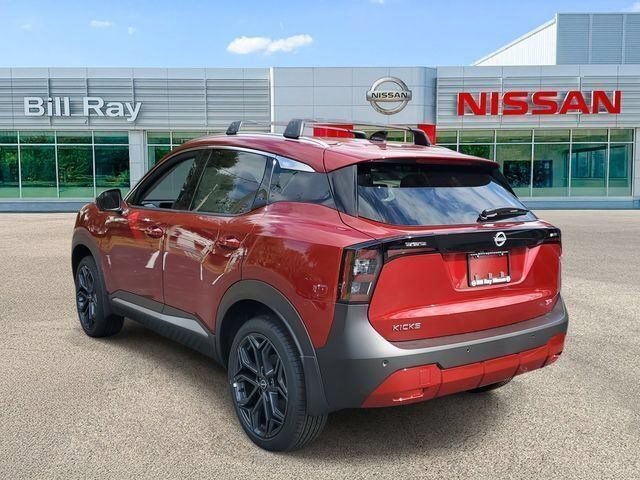 New 2026 Nissan Kicks SR FWD image 3