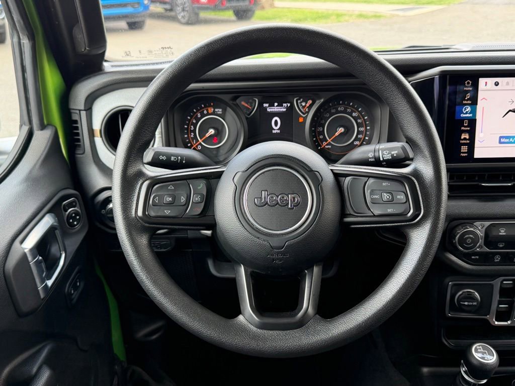 Used 2025 Jeep Gladiator Sport AWD/4WD image 38