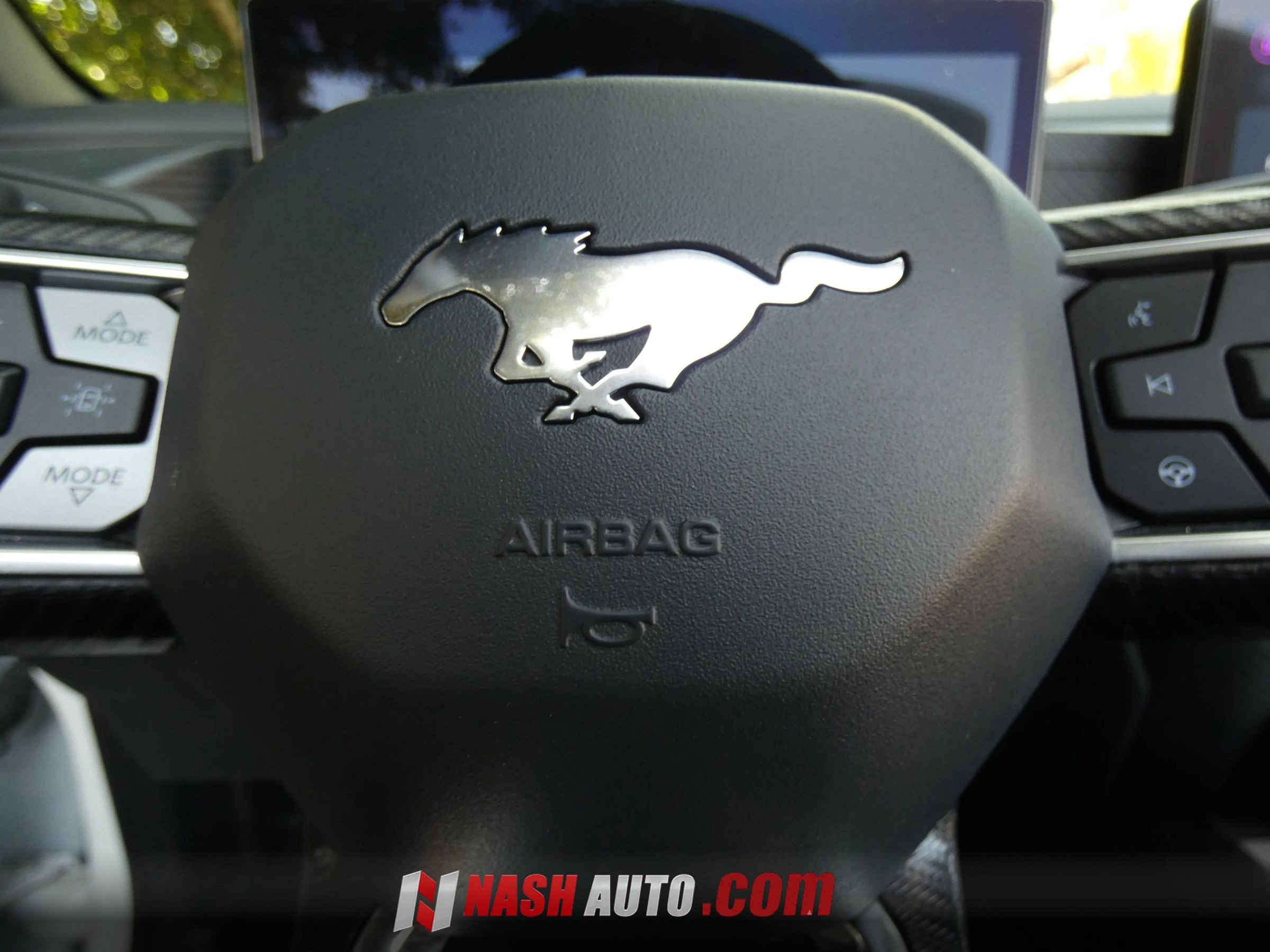 Used 2024 Ford Mustang Convertible RWD image 55