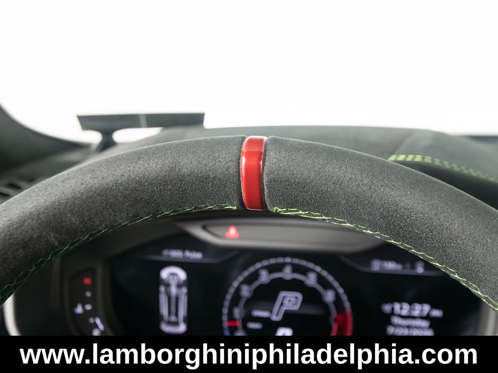 Used 2024 Lamborghini Urus Performante AWD/4WD image 18