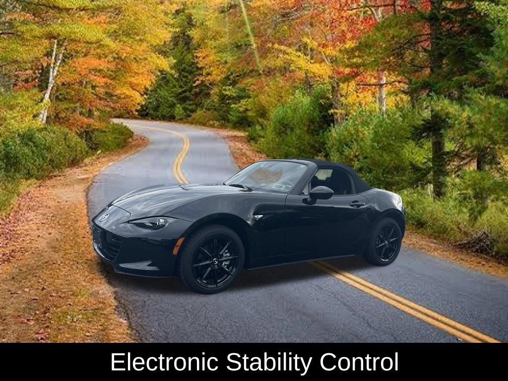 Used 2024 MAZDA MX-5 Miata Sport RWD image 9