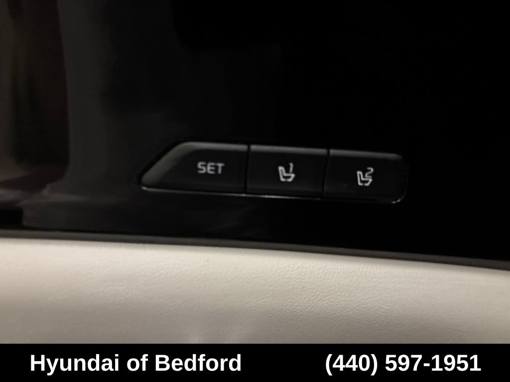 Used 2022 Kia Carnival SX FWD image 10