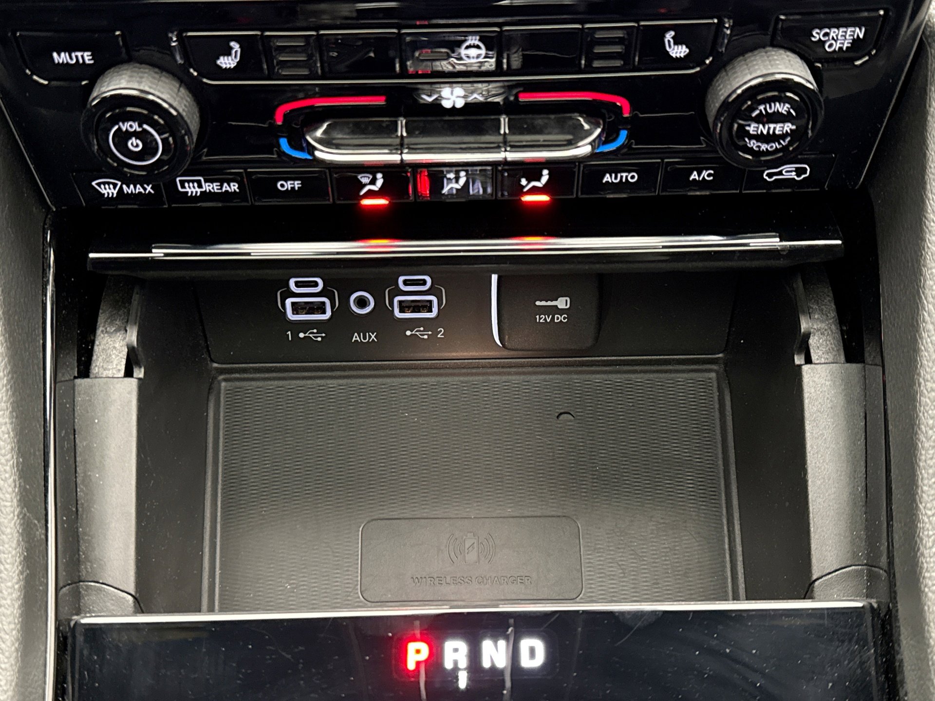 Used 2023 Jeep Grand Cherokee Altitude image 15