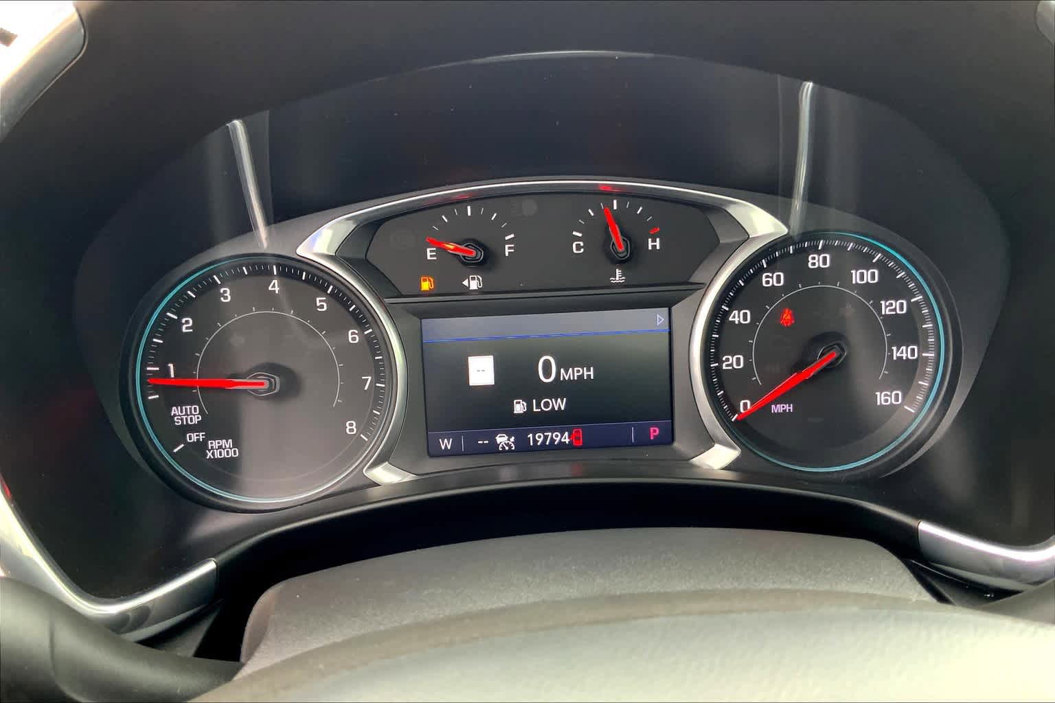 Used 2021 Chevrolet Equinox Premier FWD image 26