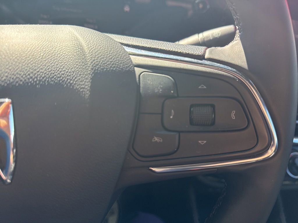 Used 2025 Buick Envista Sport Touring w/ Convenience I Package FWD image 20