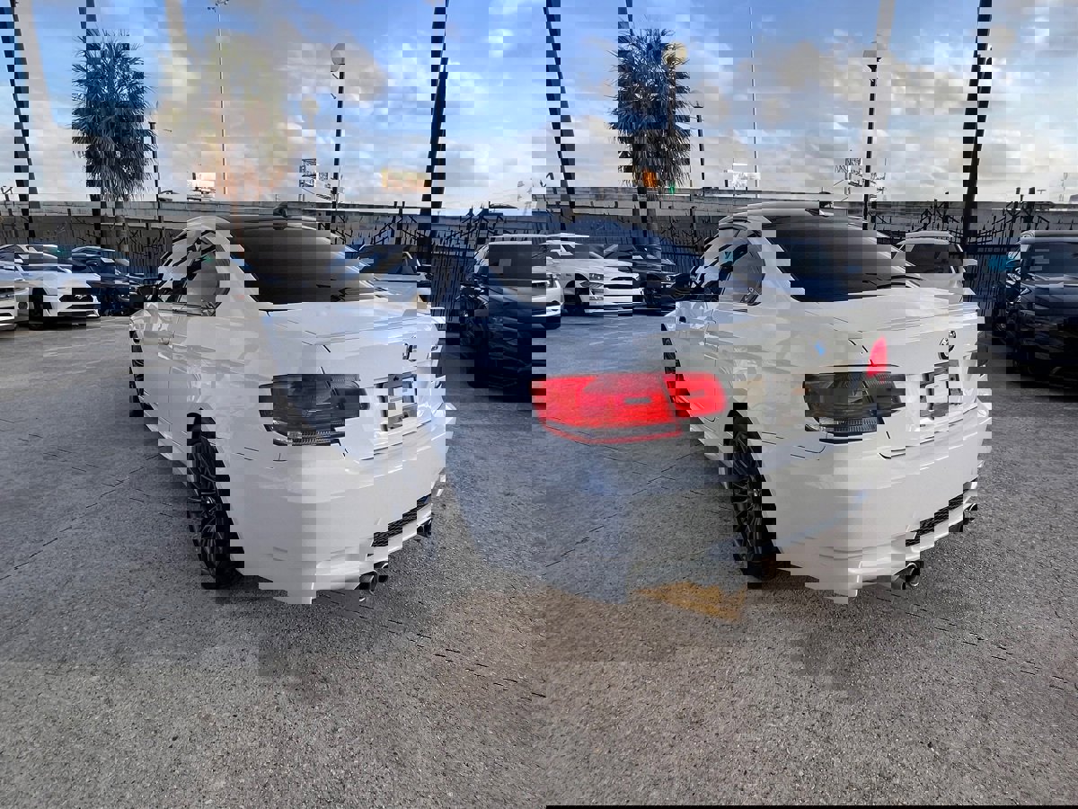 Used 2010 BMW M3 Coupe image 5