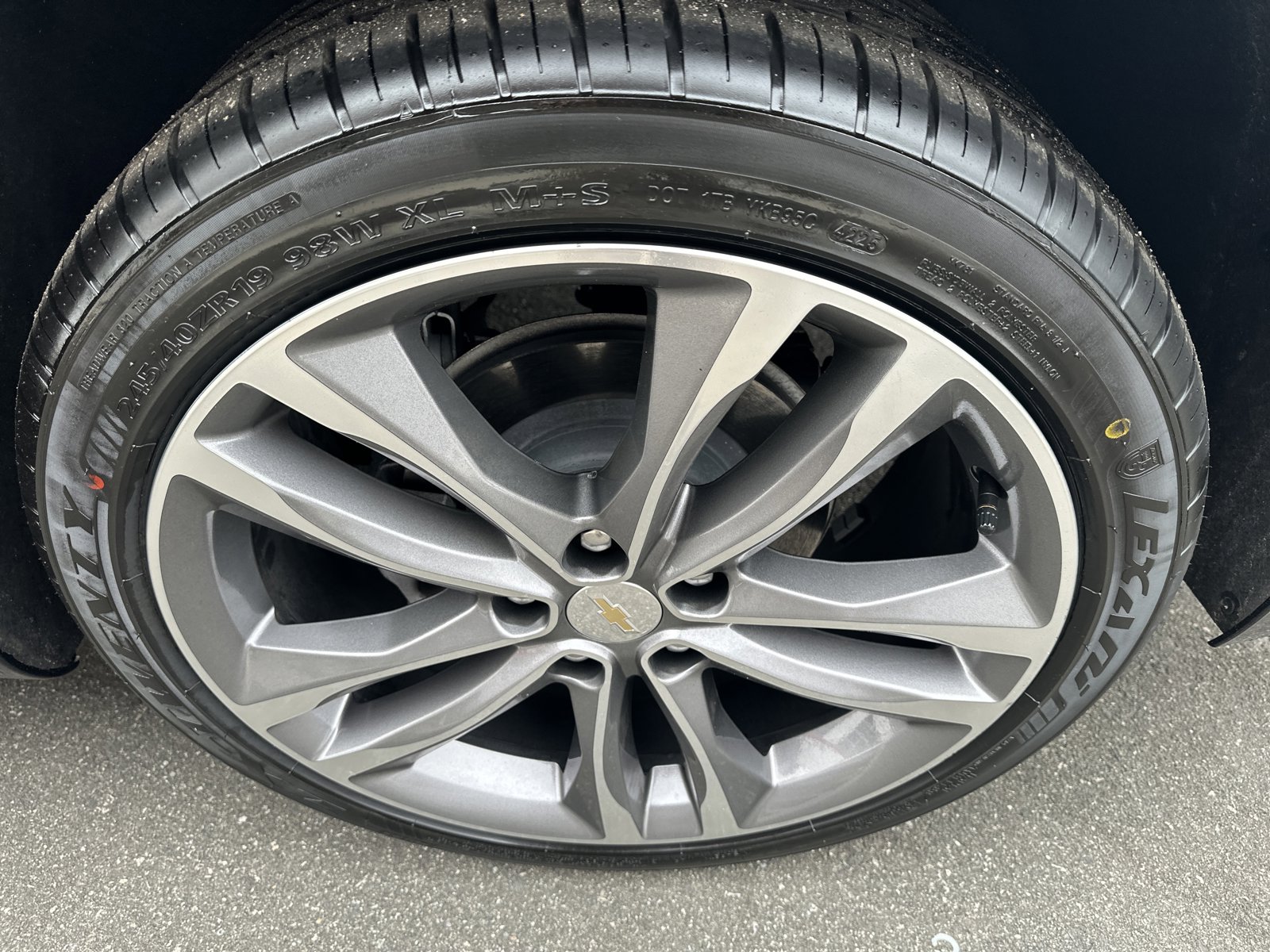 Used 2024 Chevrolet Malibu LT image 32