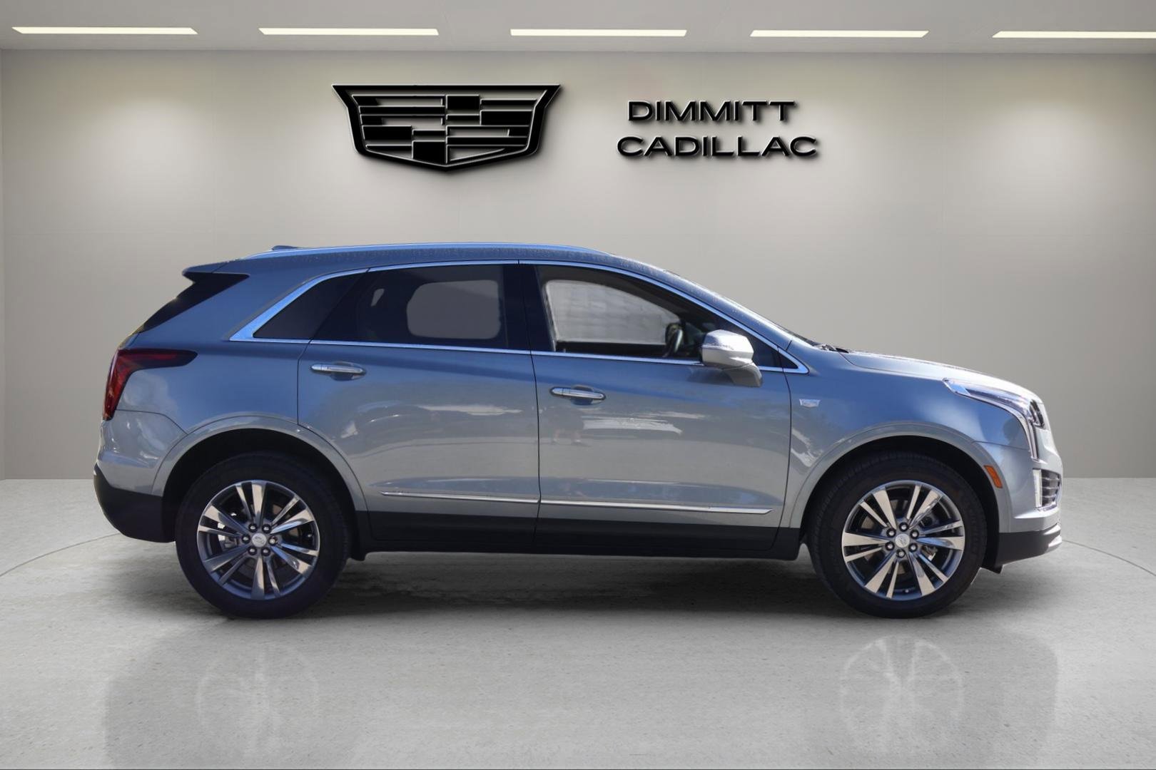 New 2025 Cadillac XT5 Premium Luxury image 6