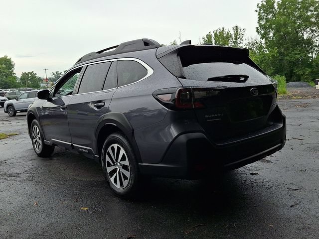 Certified 2025 Subaru Outback Premium AWD/4WD image 6