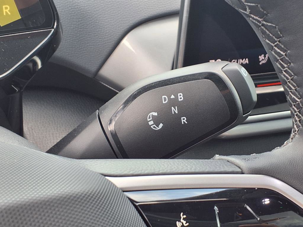 New 2025 Volkswagen ID.4 Pro S Plus image 18