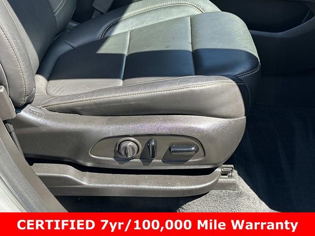 Used 2021 Chevrolet Traverse LT w/ LT Premium Package image 11