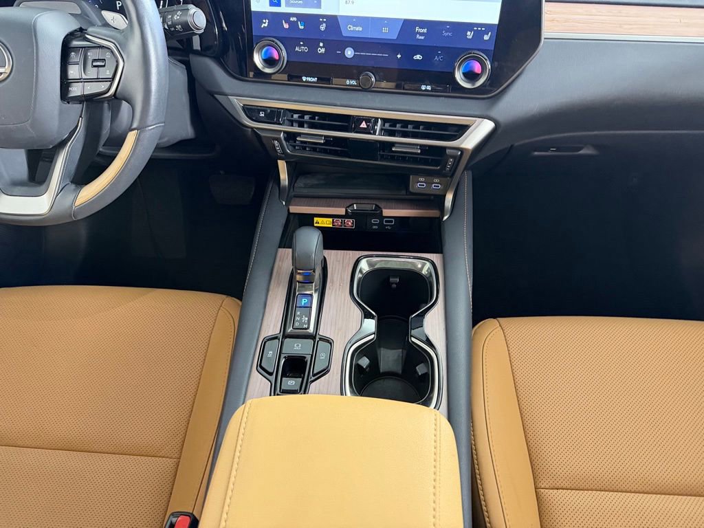 Used 2024 Lexus RX 350 Premium w/ Convenience Package image 15