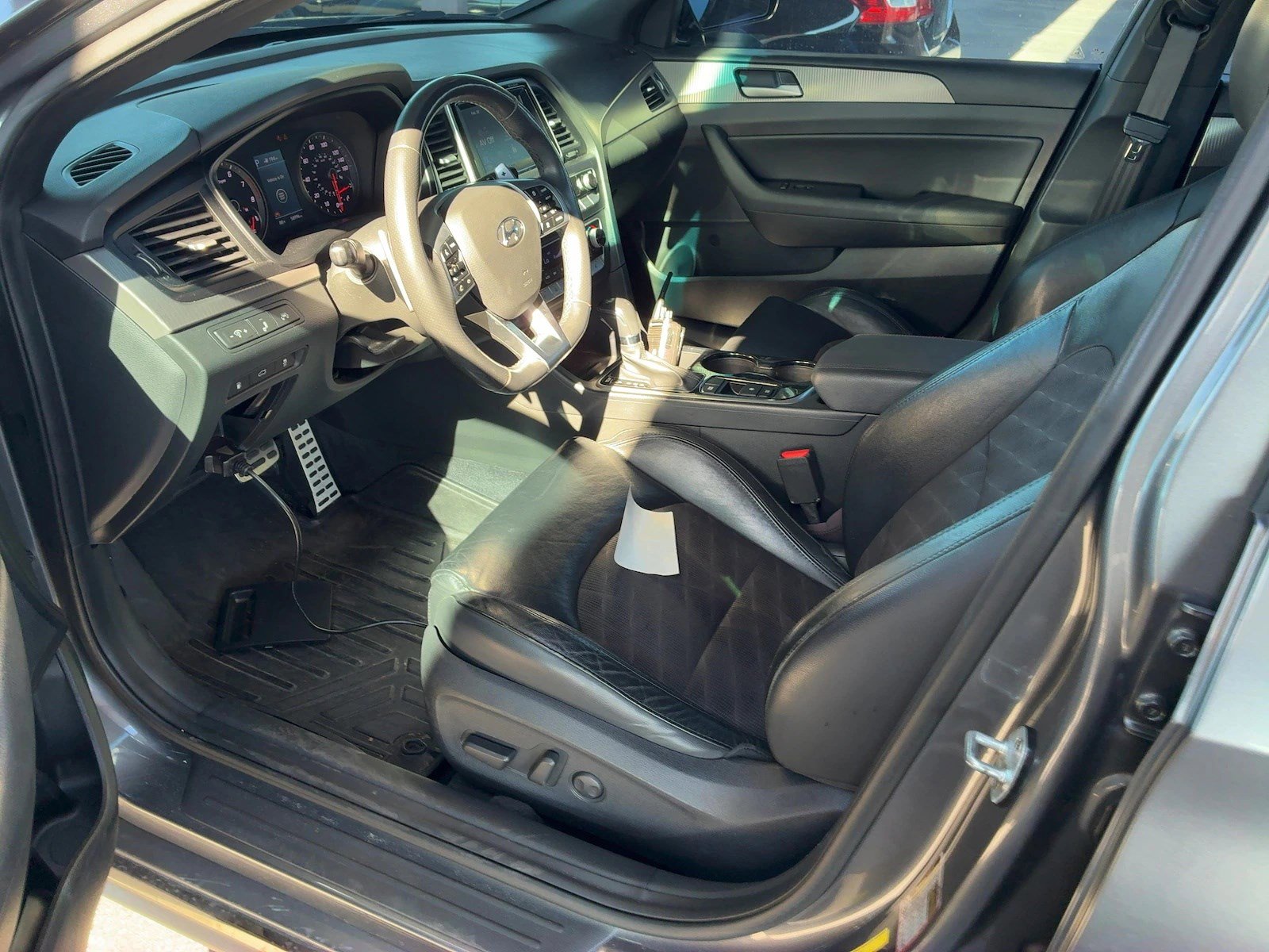 Used 2018 Hyundai Sonata Sport w/ Tech Package 05 image 11