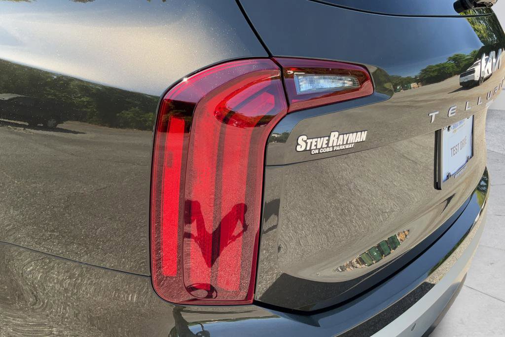 Used 2023 Kia Telluride S image 26