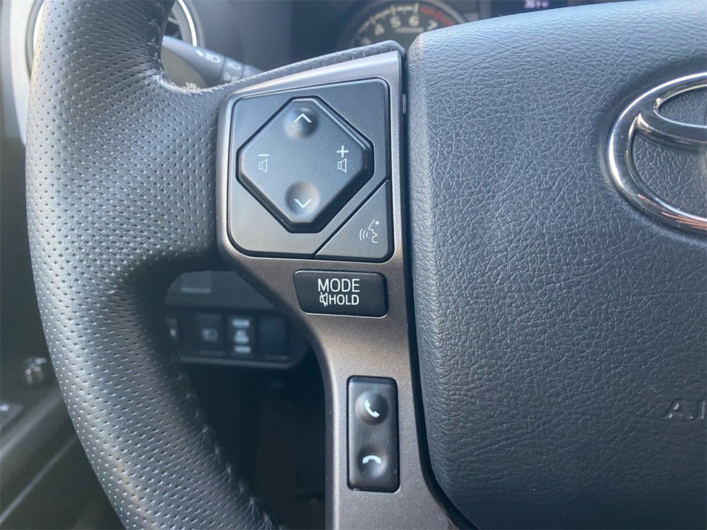 Used 2023 Toyota Tacoma TRD Sport image 19