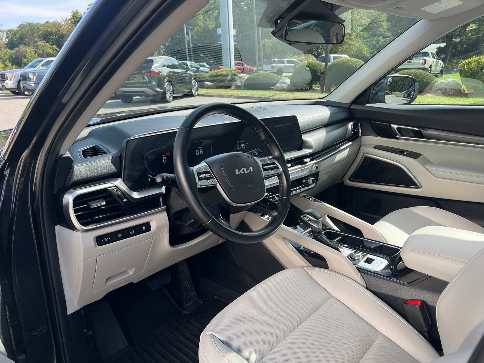 Used 2025 Kia Telluride S AWD/4WD image 21
