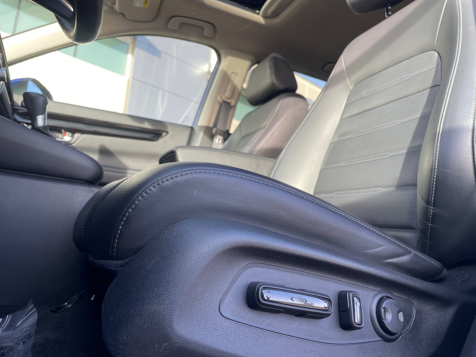 Used 2023 Honda CR-V EX-L image 29