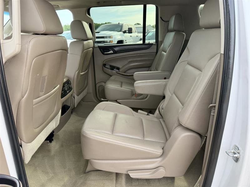 Used 2016 GMC Yukon XL SLT w/ Open Road Package AWD/4WD image 20