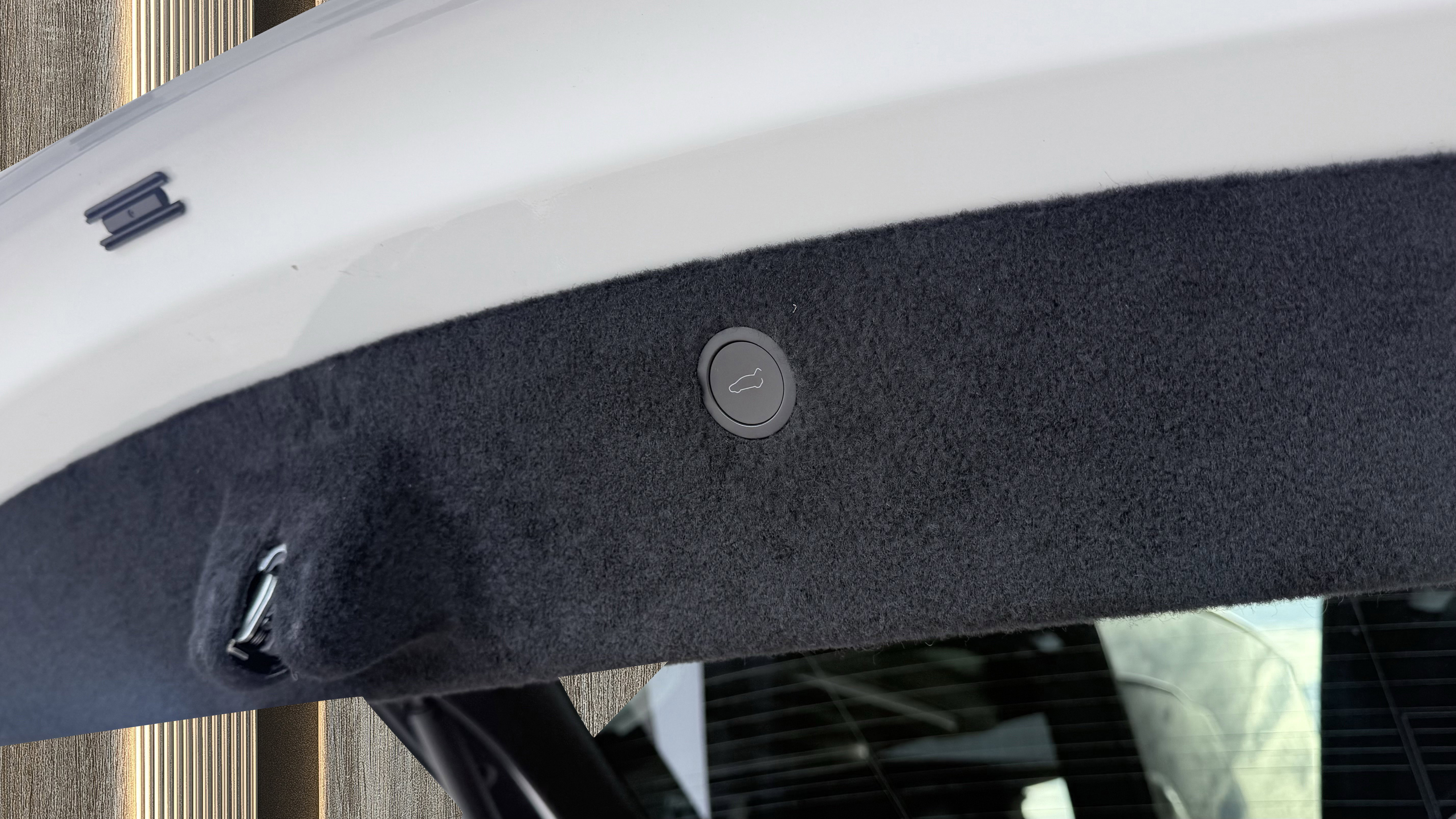 Used 2022 Tesla Model X Plaid image 24