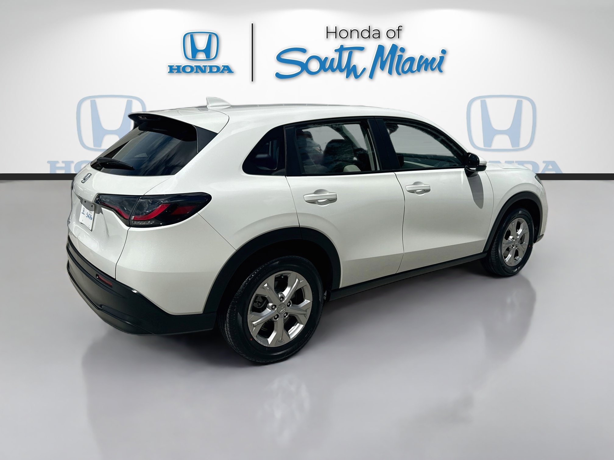 Used 2024 Honda HR-V LX image 7