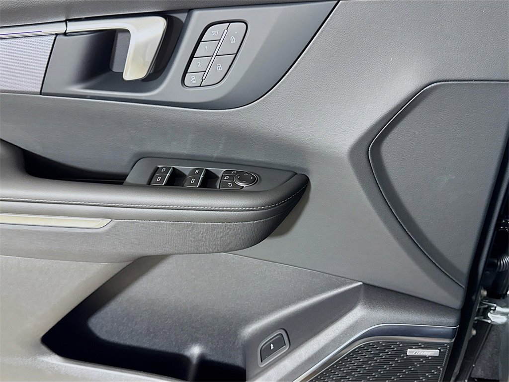 New 2026 Buick Enclave Sport Touring w/ Power Package image 16