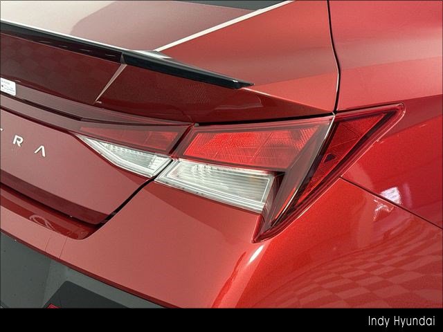 Certified 2025 Hyundai Elantra Sport FWD image 39