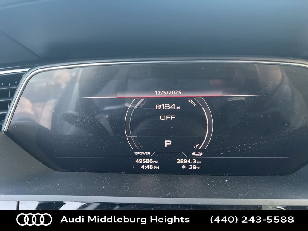 Used 2021 Audi e-tron Premium Plus w/ Premium Plus Package image 40